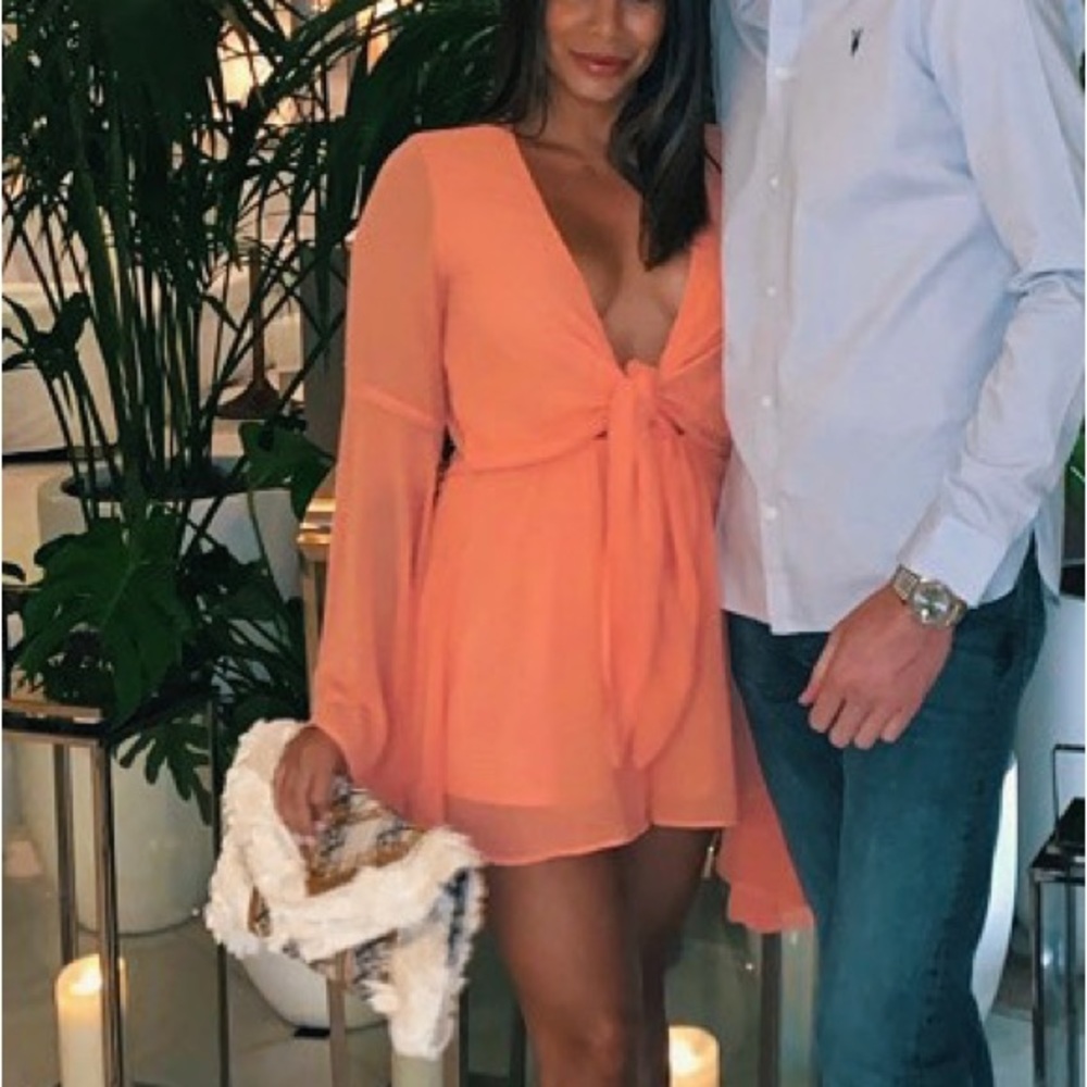 Show Me Your MuMu Bell Sleeve Coral Romper Size XS